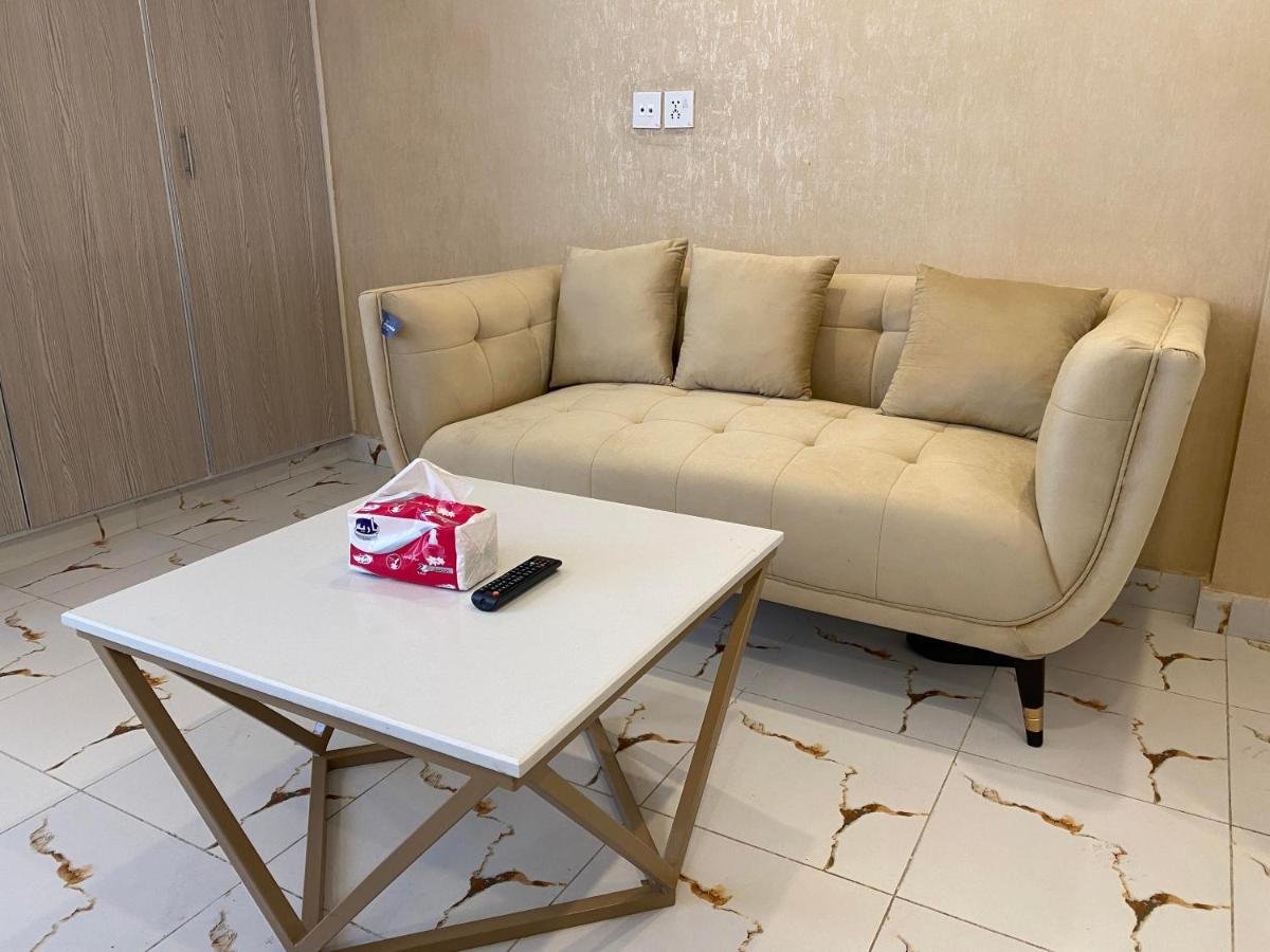 Luxe Suites Bahria Town 라호르 외부 사진